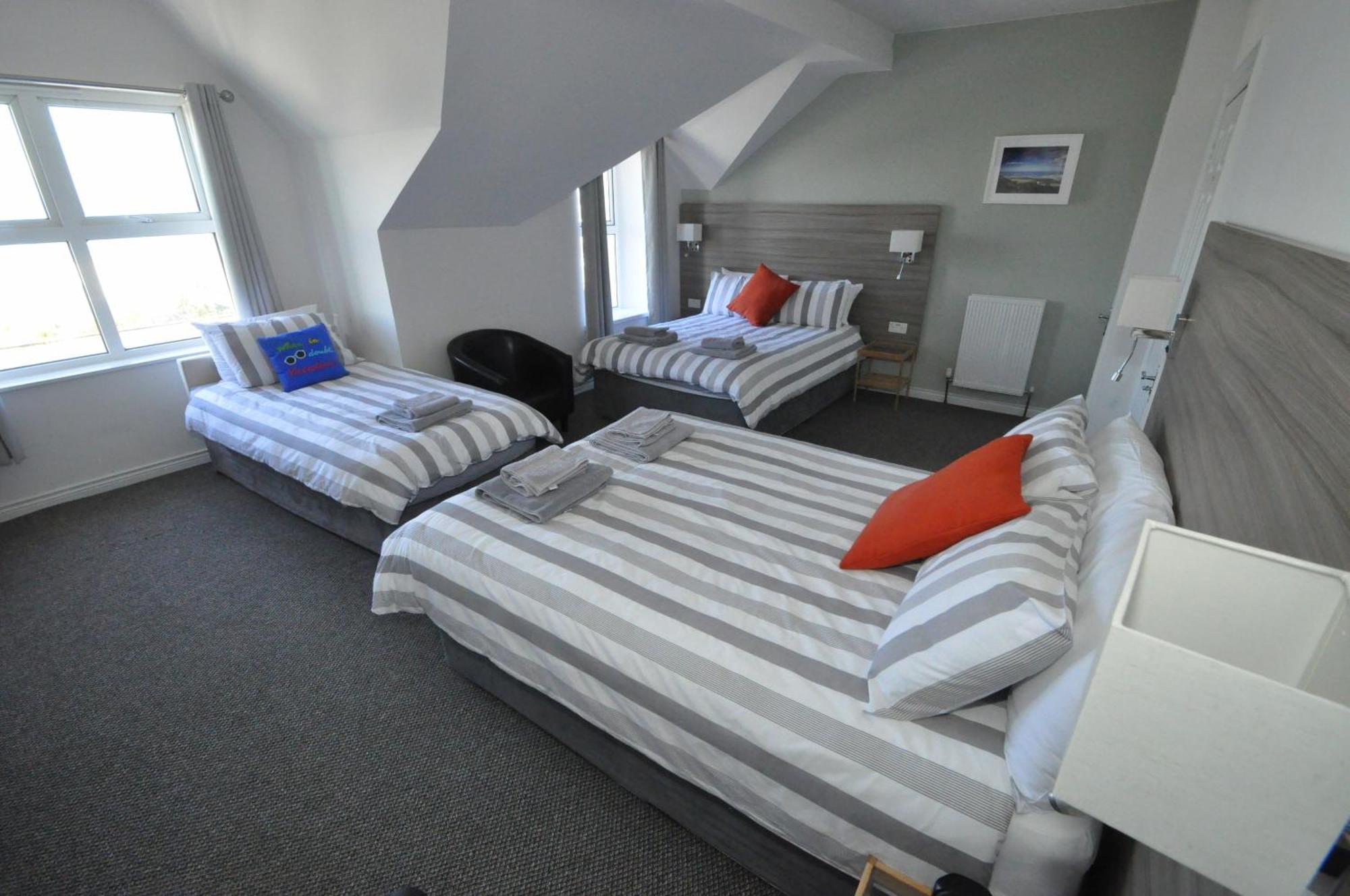 Causeway Bay Guesthouse Portrush Exterior photo