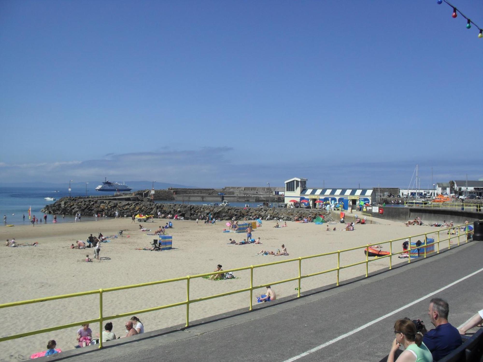 Causeway Bay Guesthouse Portrush Exterior photo
