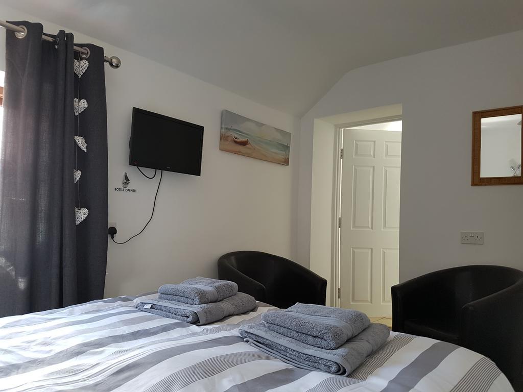 Causeway Bay Guesthouse Portrush Exterior photo