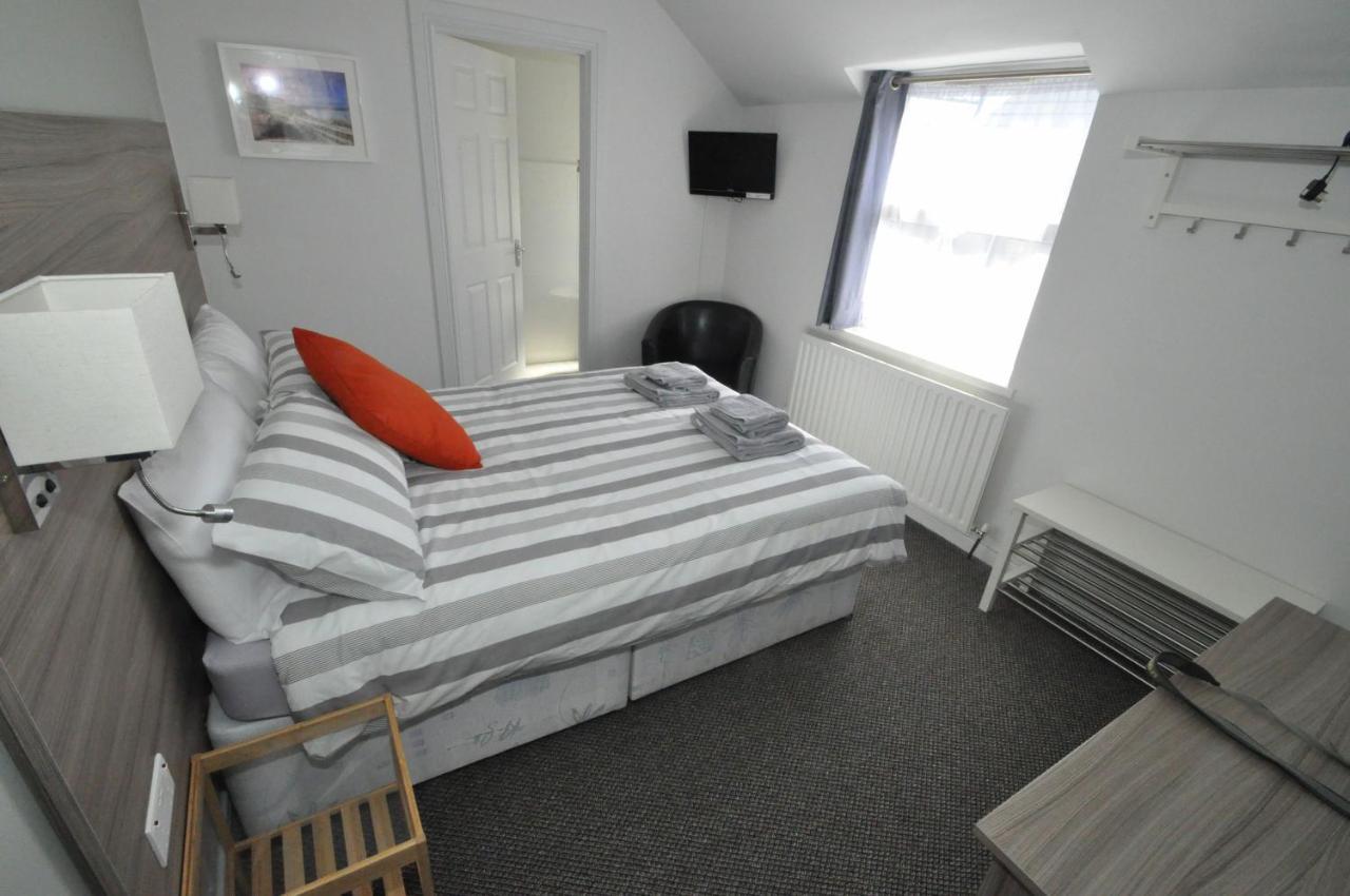 Causeway Bay Guesthouse Portrush Exterior photo